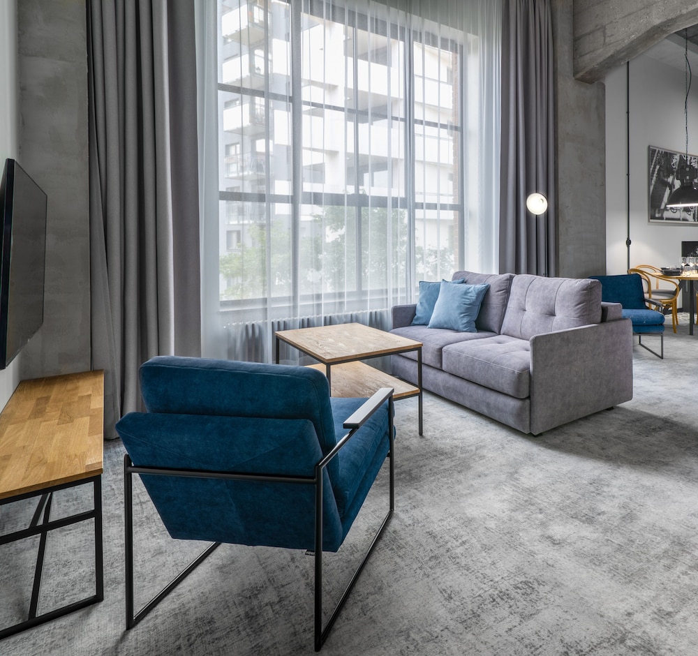 Loft 51 with mezzanine - Photo 1