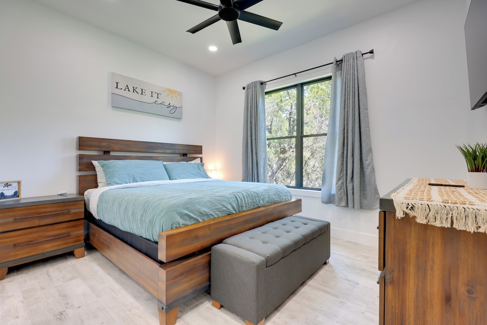 House (2 Bedrooms) photo 1