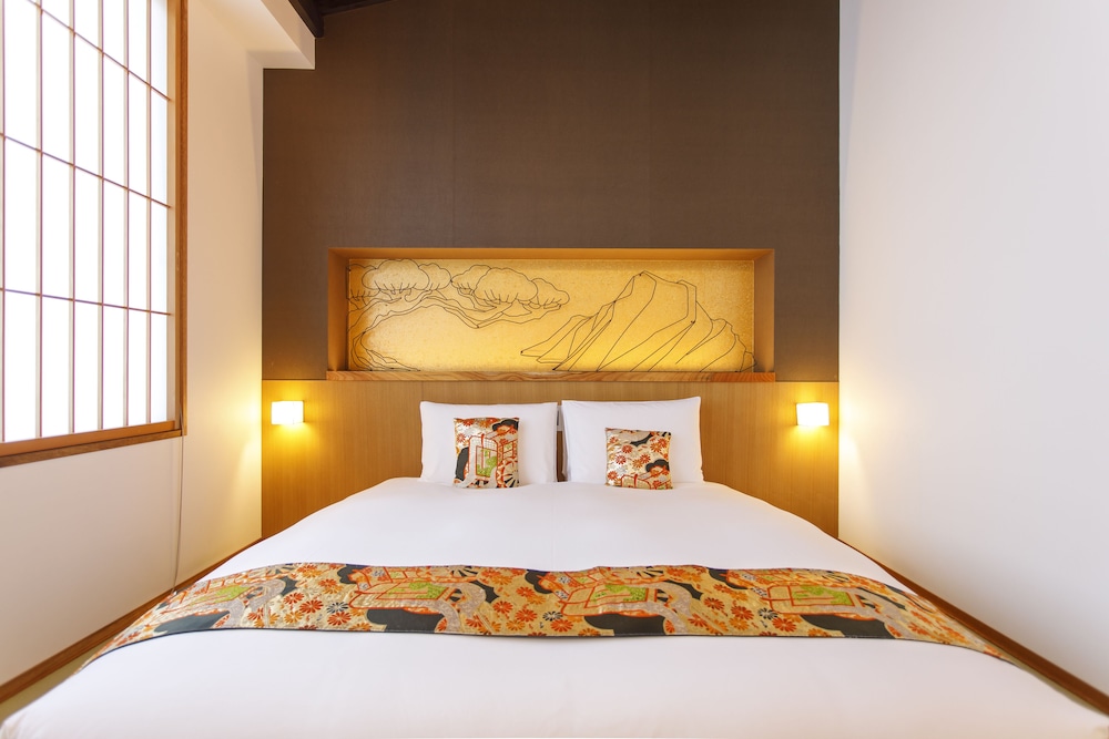 Luxury Queen Room, Non Smoking photo 3