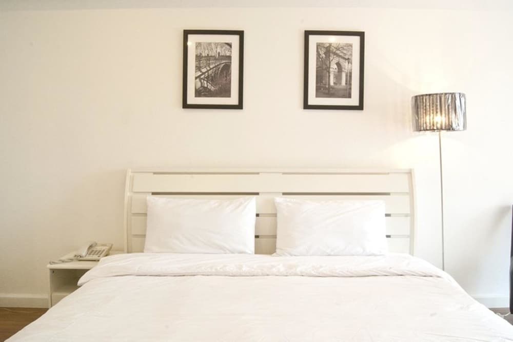 Standard Double Room photo 3