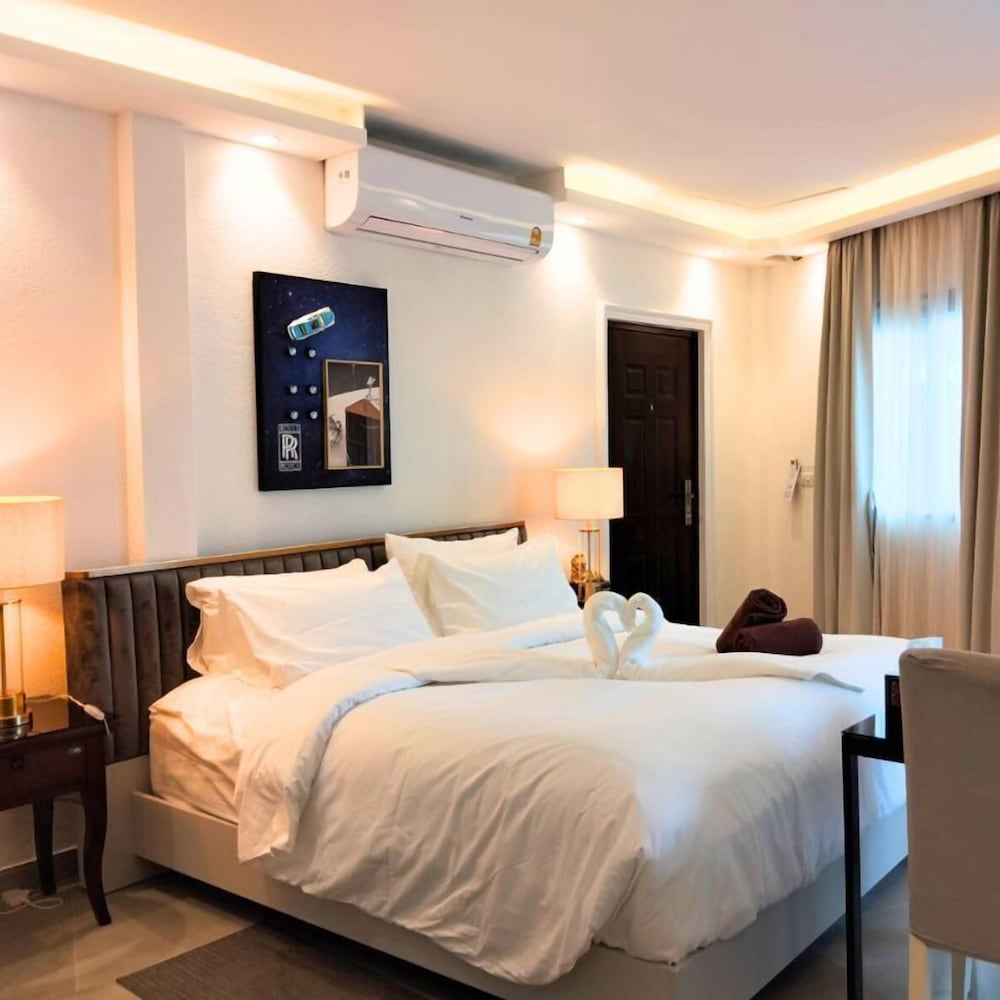 Premium Studio Suite, Resort View