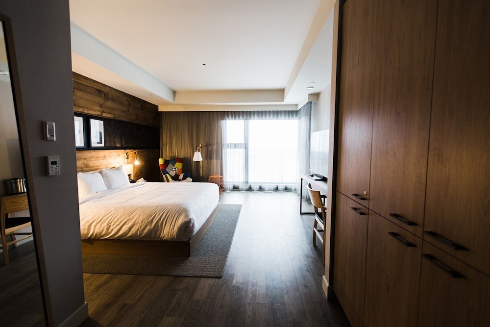 Business Room, 1 King Bed photo 3