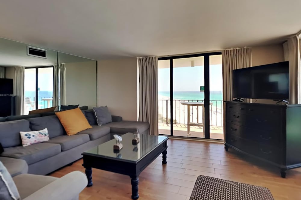 Condo, Multiple Beds, Balcony, Ocean View (T2 801 - No Pets)