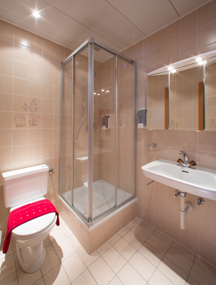 Triple Room - Photo 7