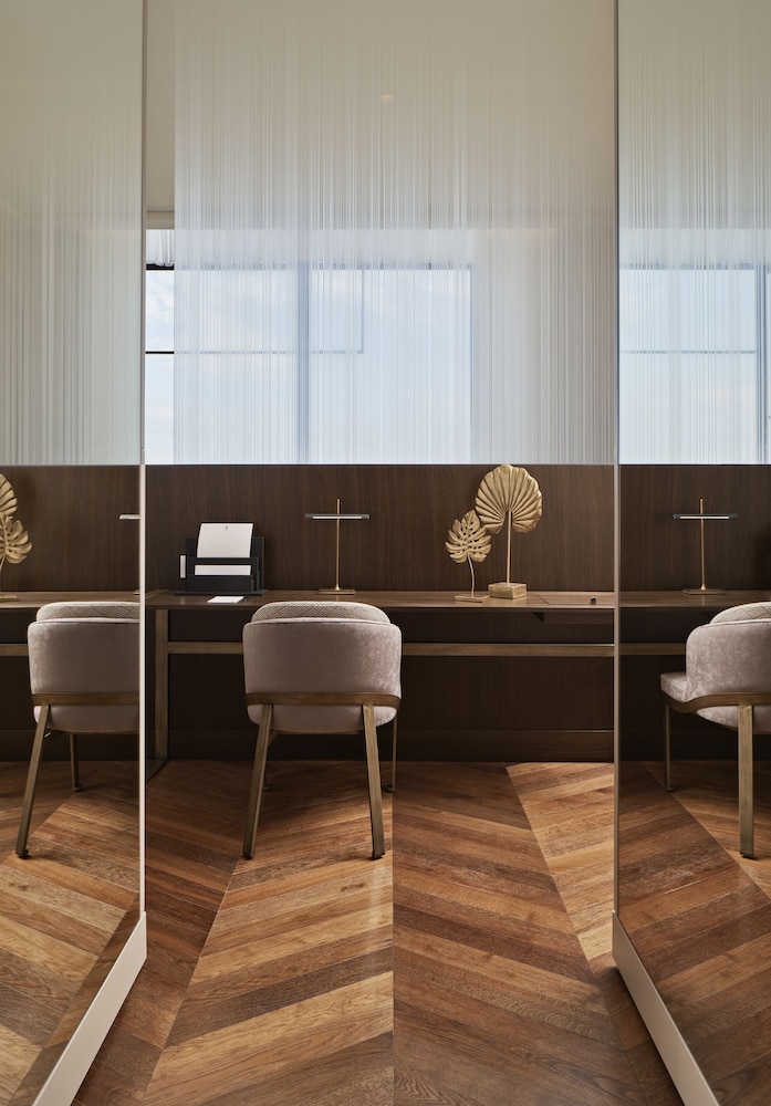 Junior Suite, 1 King Bed, Sea View (Mbriana) thumbnail 5