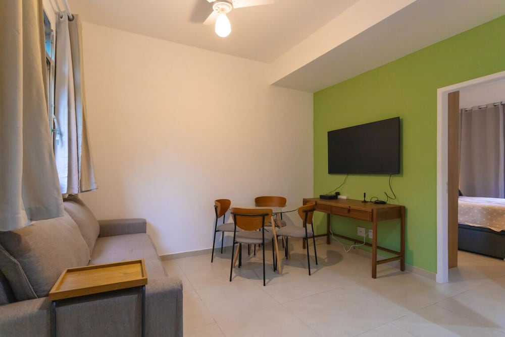 Junior House