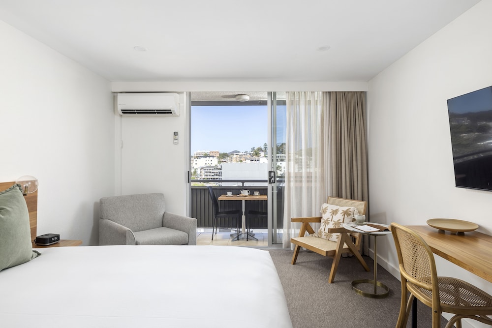 Superior Studio, 1 King Bed