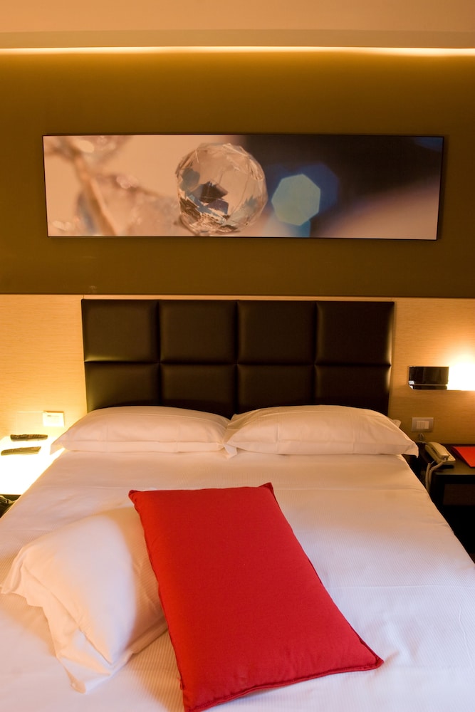 Executive Double Room Single Use photo 3