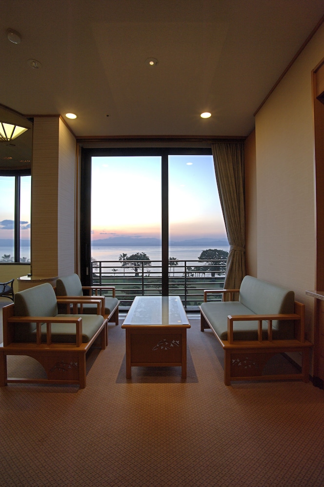 Rikyu Semi Western-style Room with 2 beds + 4 Japanese Futon (For Single use) - Photo 2
