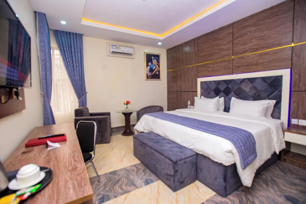 Premium Room, 1 Double Bed, City View
