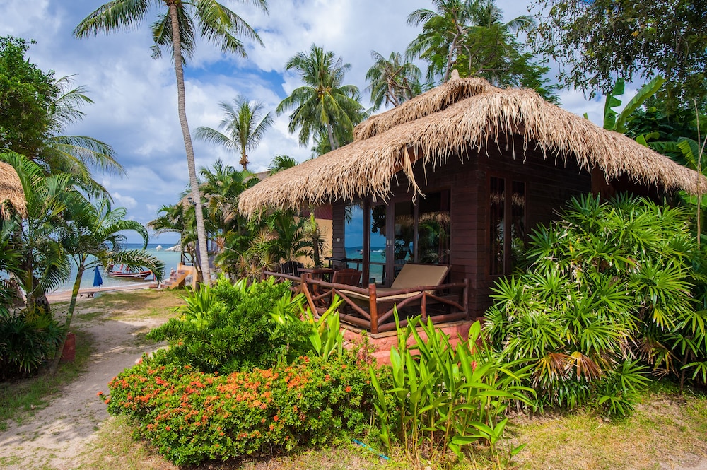 Deluxe Bungalow, Sea View photo 3