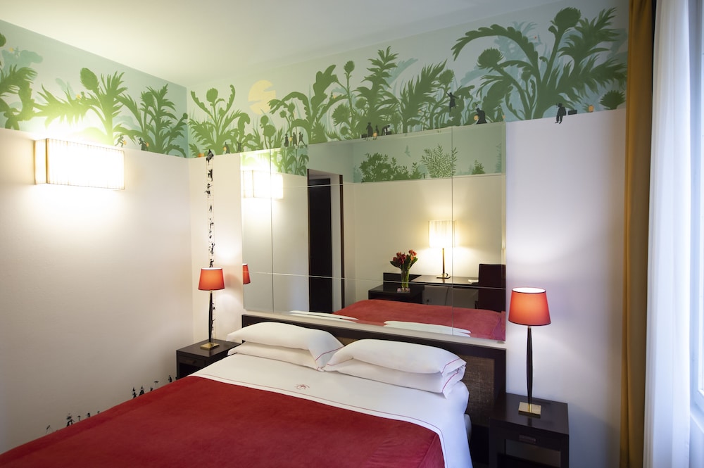 Classic Double Room - Photo 16