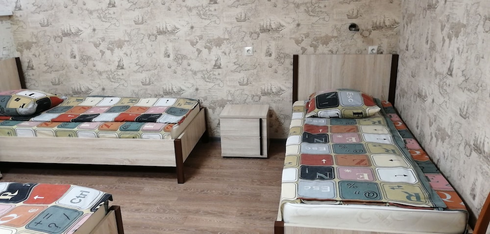 Shared Dormitory, Men only (5 beds) photo 2
