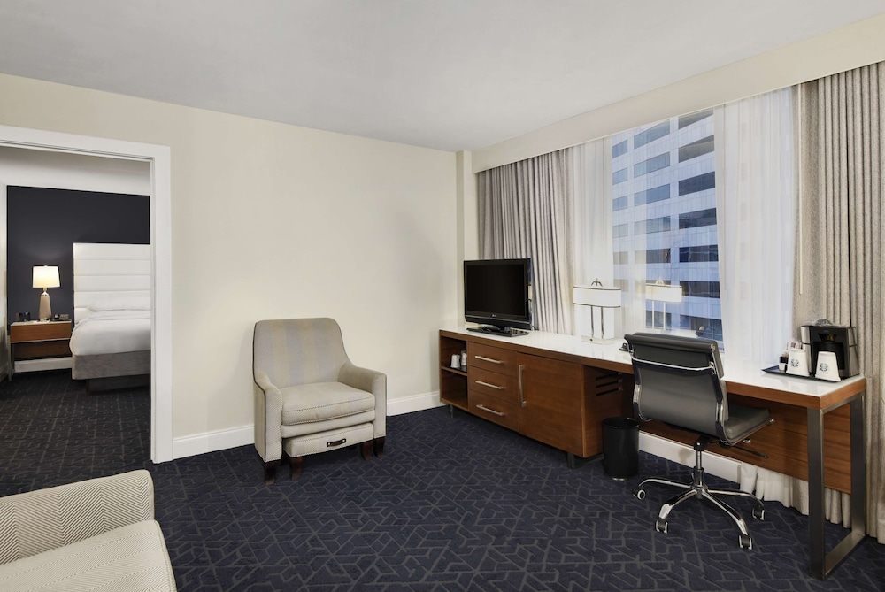 Grand Suite, 1 Bedroom - Photo 1