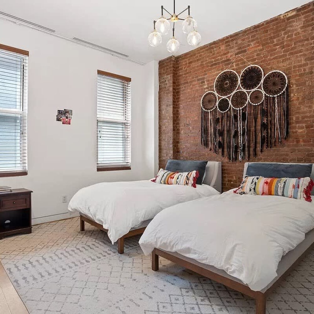 Apartment photo 2