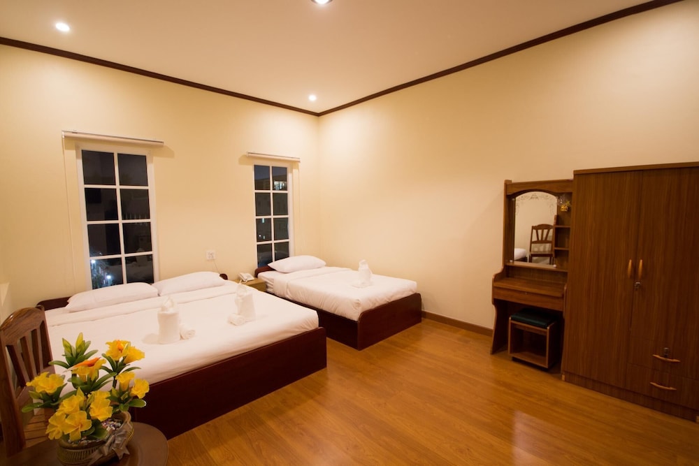 Standard Triple Room - Photo 1