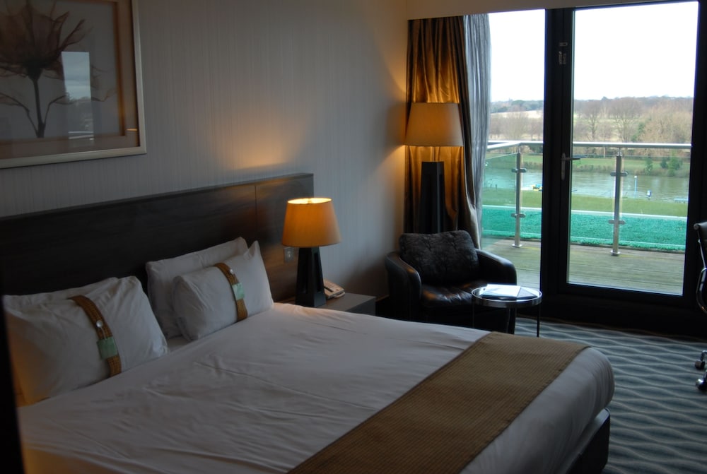 Premium Room, 1 Double Bed, River View - Photo 6