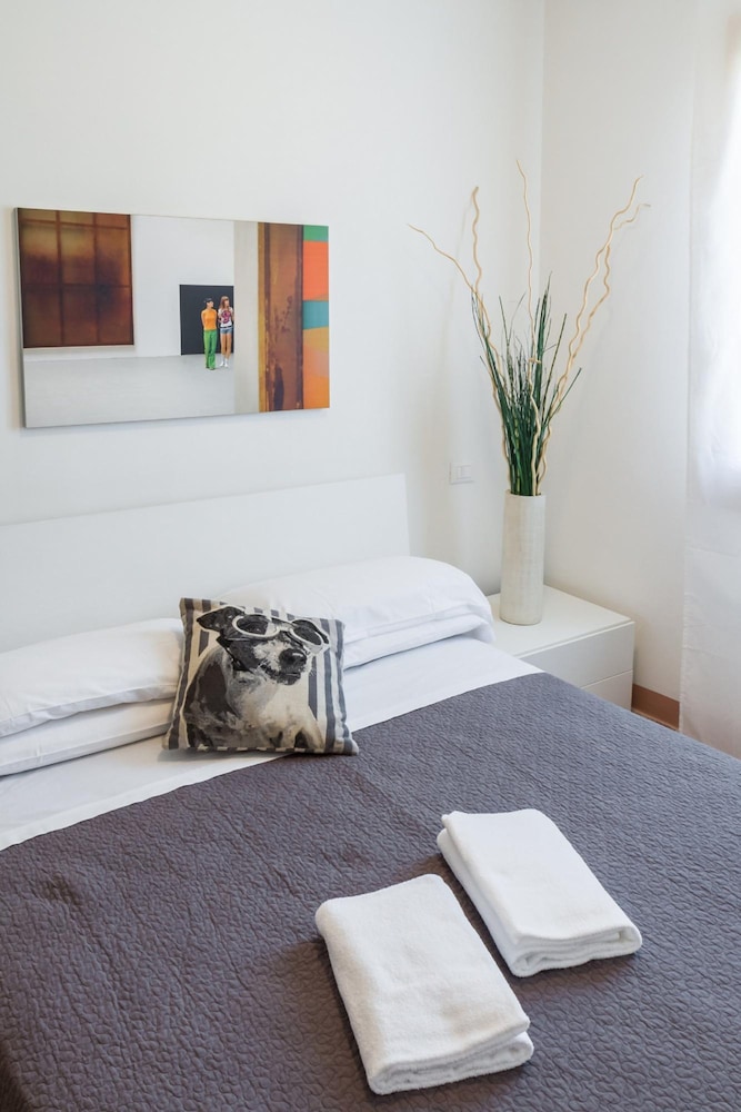 Apartment photo 3