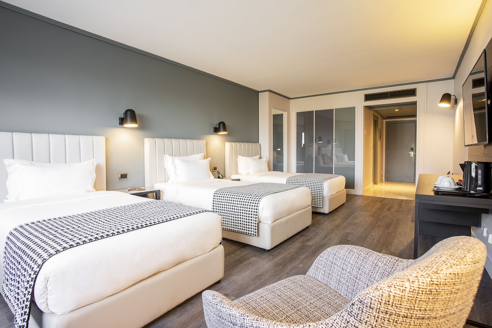 Comfort Triple Room