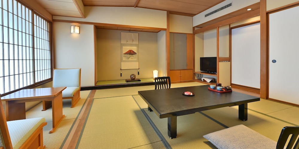 Japanese Room, Akari photo 2
