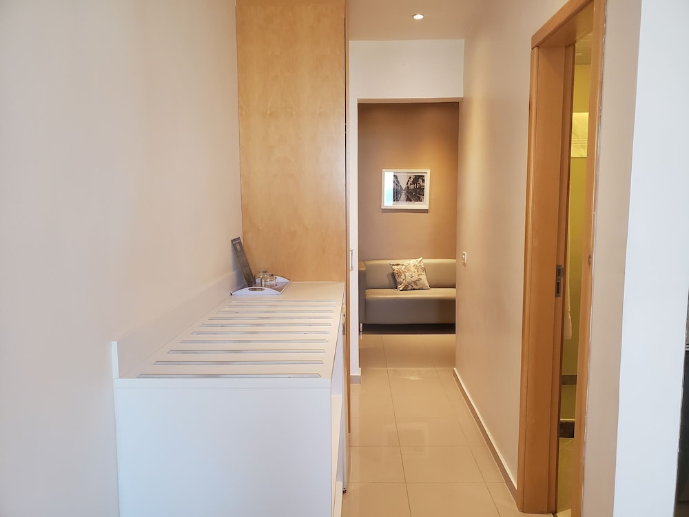 Standard Double Room - Photo 9