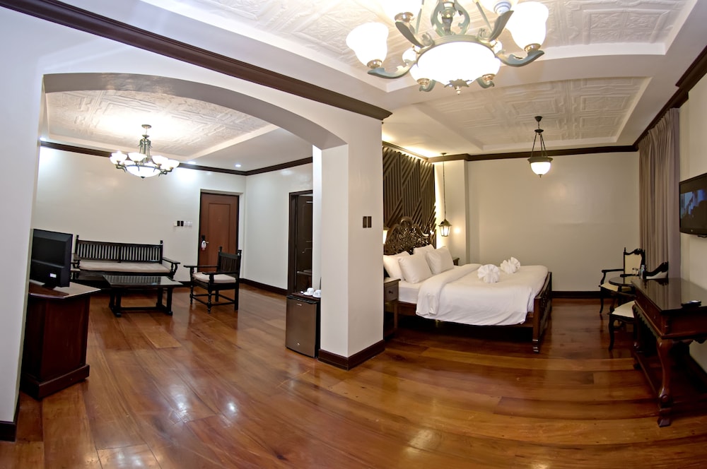 Governors Suite photo 2