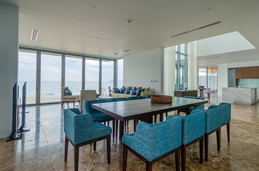 5 Bedrooms Villa with Sea view free daily minibar and one time BBQ set menu - Photo 8