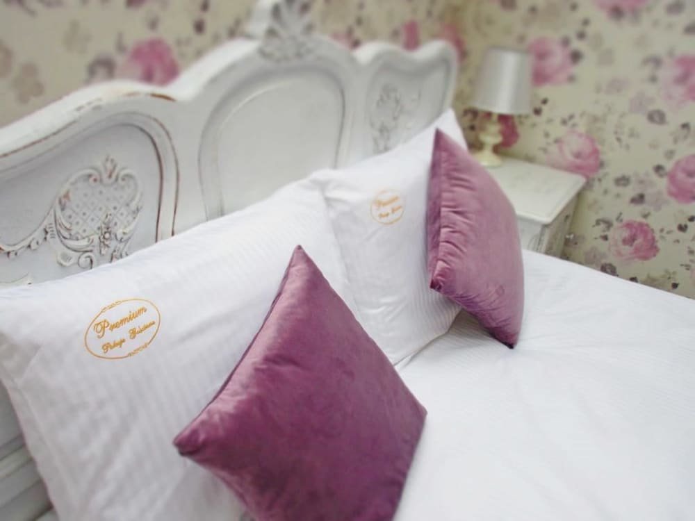 Standard Double Room (22)