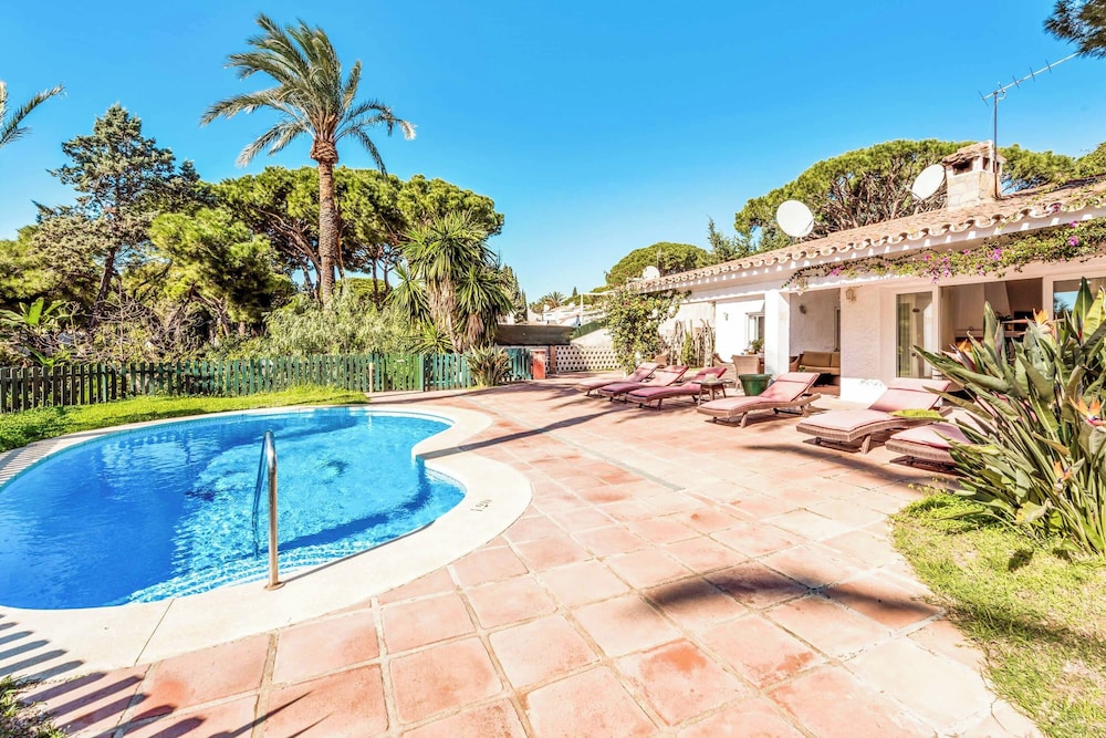 Villa (3 Dormitorios)