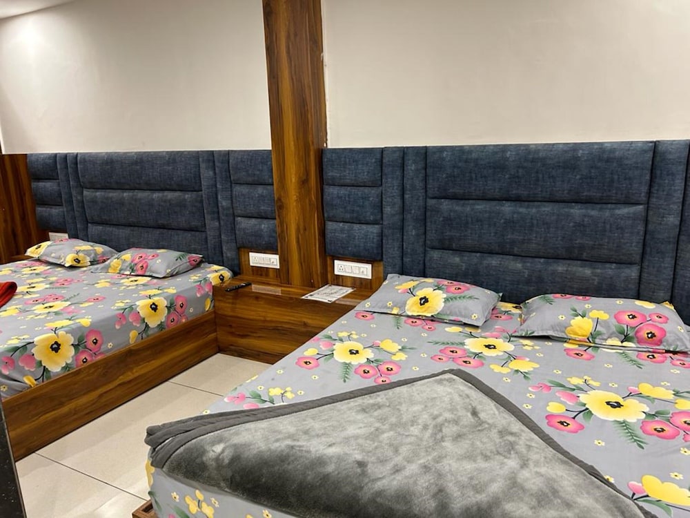 Deluxe Double Room, Multiple Bedrooms, City View