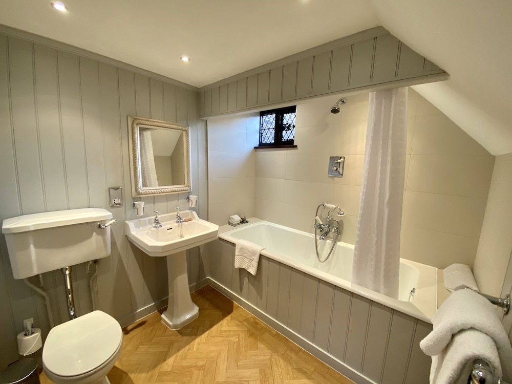 Single Room - Photo 2