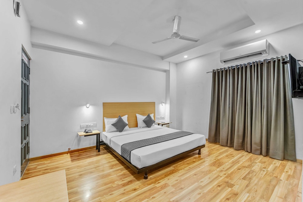 Deluxe Double Room - Photo 8