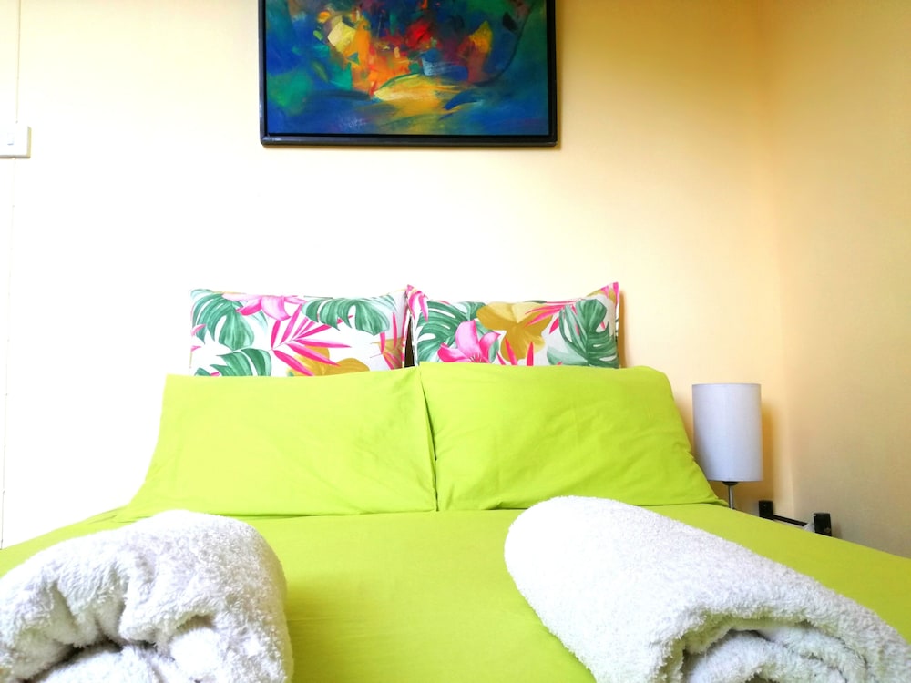 Basic Double Room, 1 Queen Bed photo 3