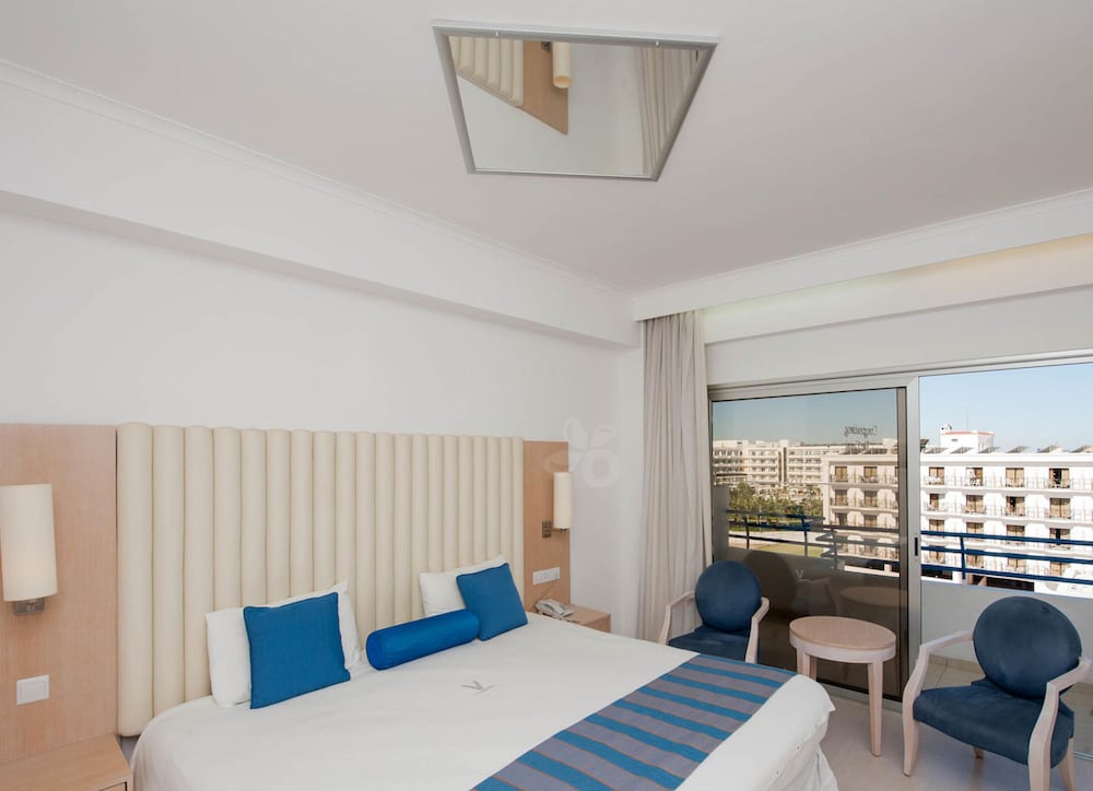 Comfort Double or Twin Room, 1 Bedroom, Balcony, Garden View
