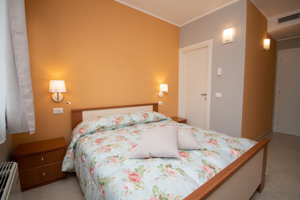 Basic Room, 1 Bedroom (Ibiscus)