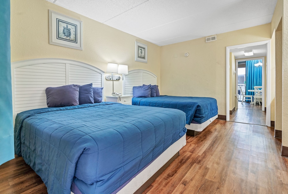 Suite, Waterpark View with Kitchenette - Photo 1