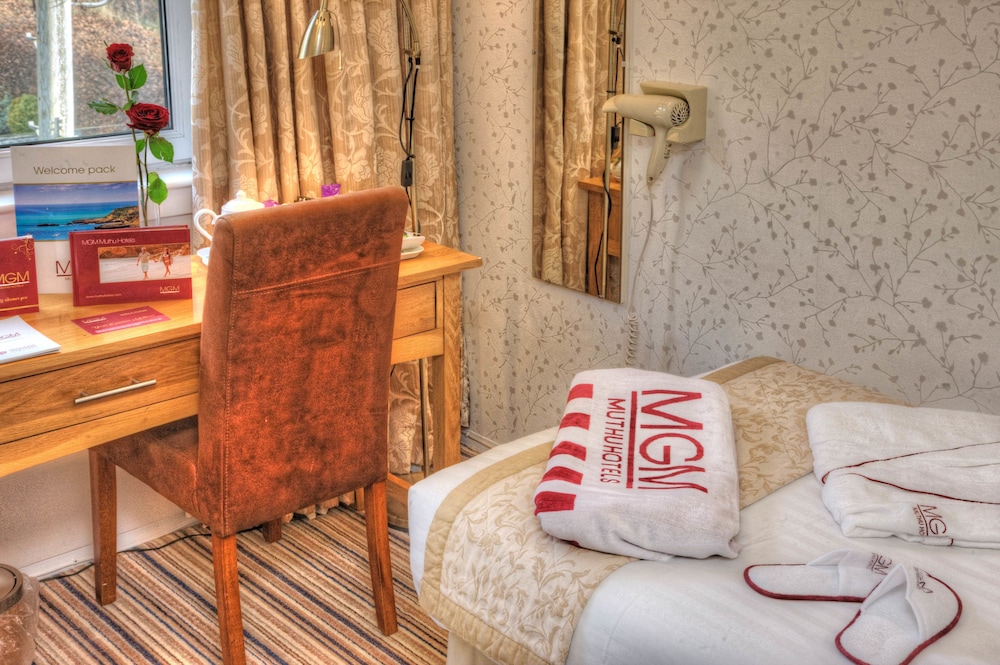 Standard Single Room - Photo 2
