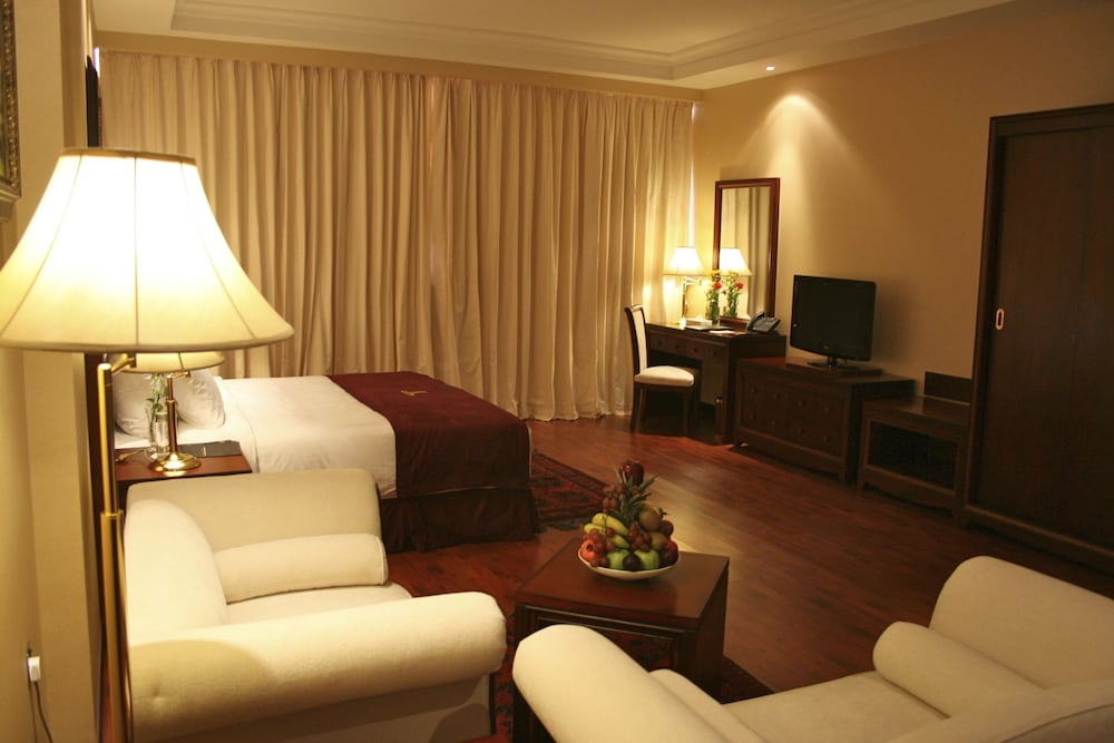 Trianon Hotel — photo 132