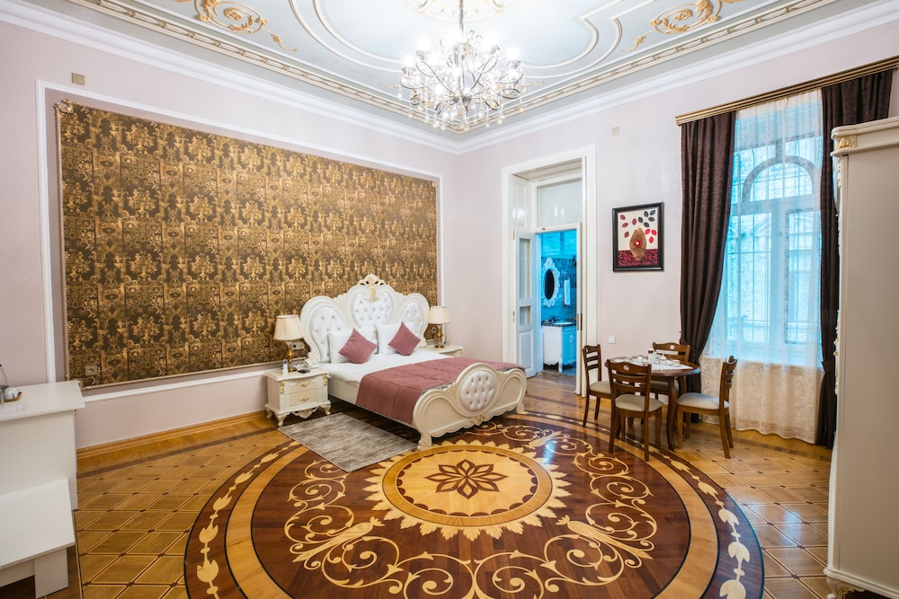 Suite, 2 Bedrooms, City View photo 1