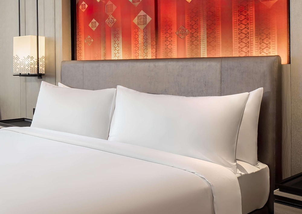 Deluxe Room - Photo 8