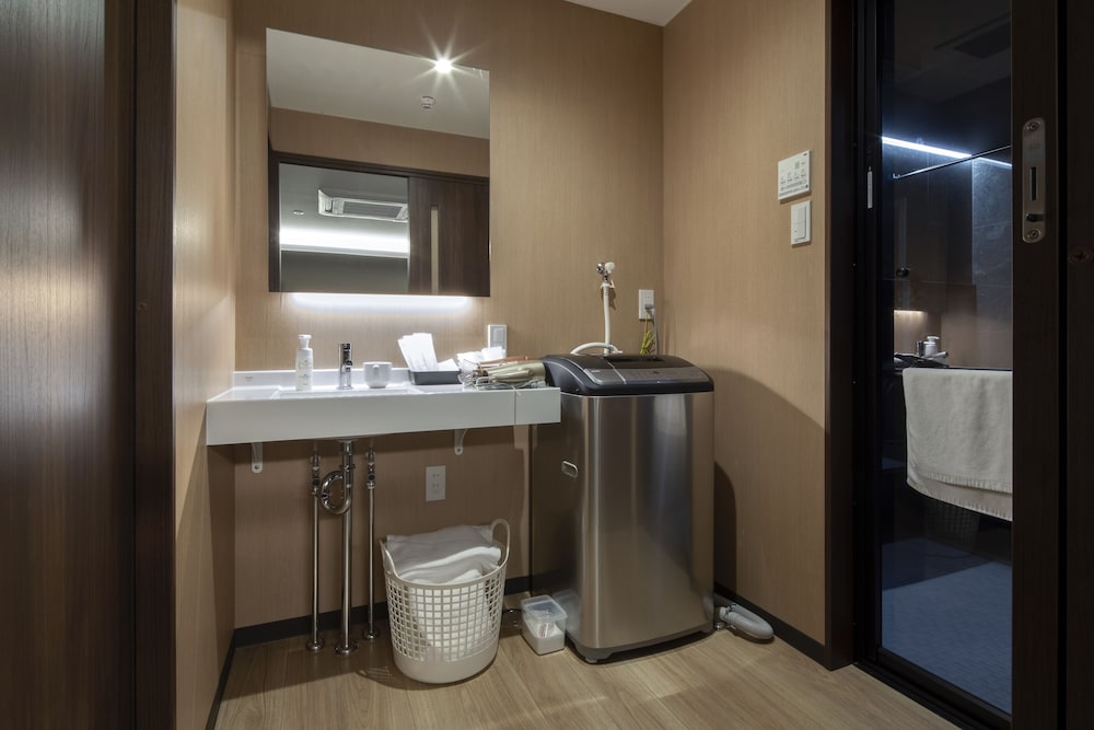 Premium Suite, Multiple Beds, Non Smoking, Hot Tub - Photo 2