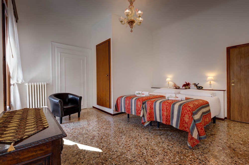 Triple Room photo 1