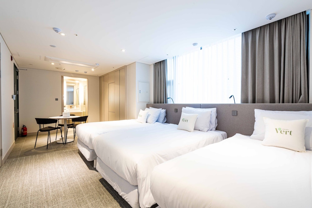 Deluxe Triple Room - Photo 3