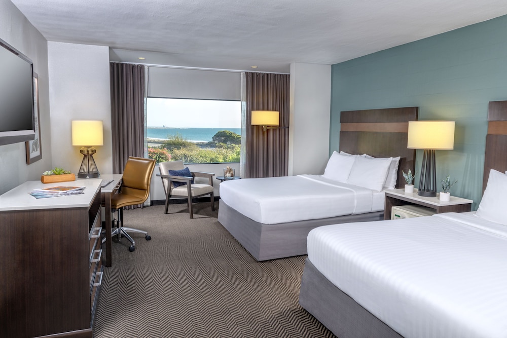 Standard Suite, 2 Queen Beds (PIERPONT SUITE 2 QUEEN) - Photo 1