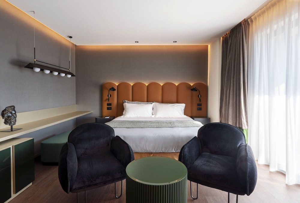Suite Deluxe With Balcony