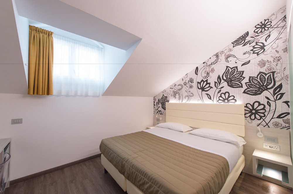 Basic Double Room - Photo 1