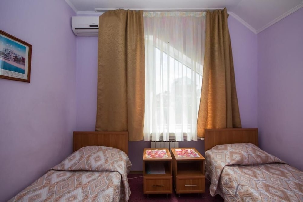 Standard Twin Room photo 1