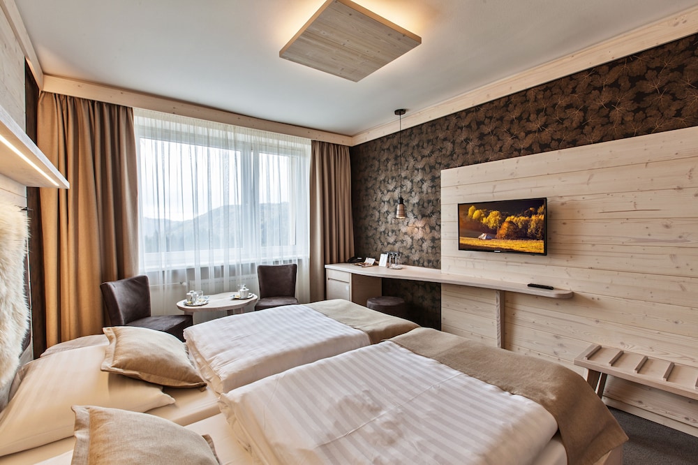 Classic Double or Twin Room - Photo 1