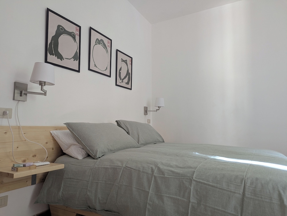 Comfort Double Room, 1 King Bed, Private Bathroom