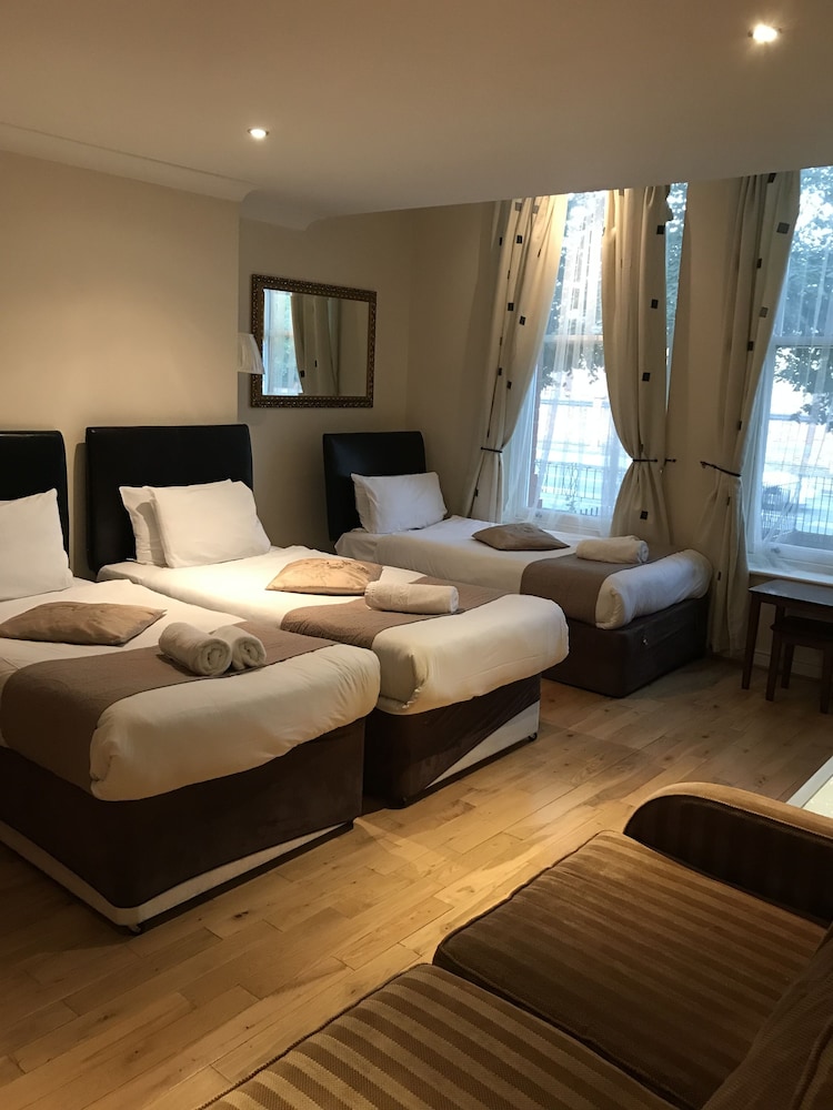 Standard Triple Room photo 3